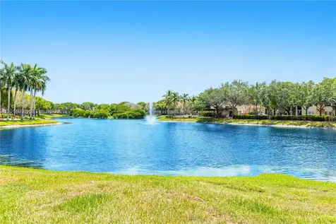 2486 Centergate Drive Miramar FL 33025