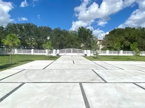 7830 SW 117th Street Pinecrest FL 33156