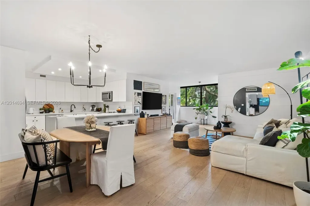 141 Crandon Boulevard Key Biscayne FL 33149