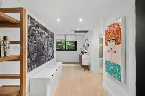 141 Crandon Boulevard Key Biscayne FL 33149