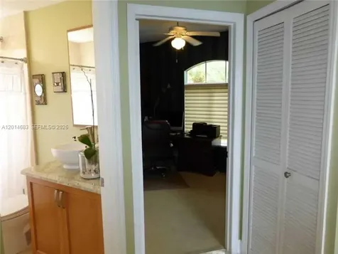 9026 SW 160th Terrace Palmetto Bay FL 33157