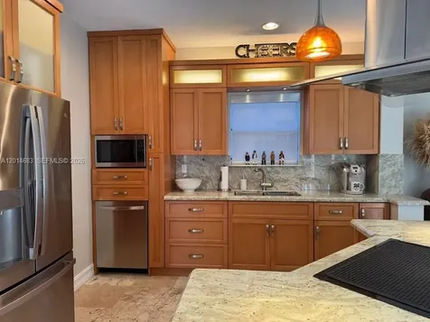 9026 SW 160th Terrace Palmetto Bay FL 33157