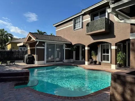 9026 SW 160th Terrace Palmetto Bay FL 33157