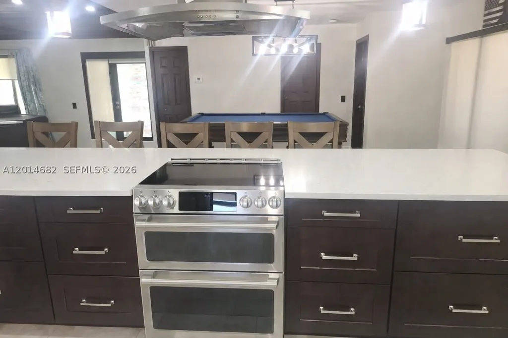 8882 SW 1st Place Coral Springs FL 33071