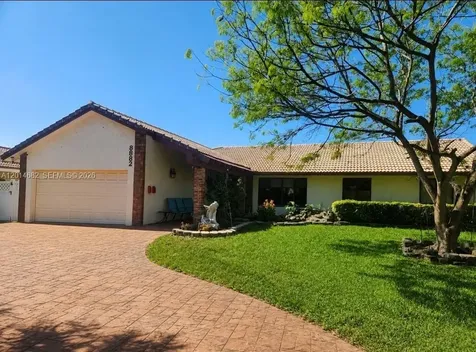 8882 SW 1st Place Coral Springs FL 33071