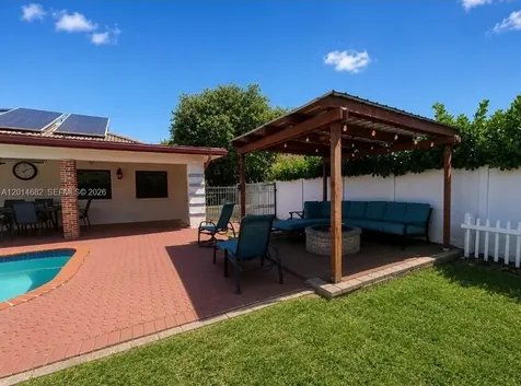 8882 SW 1st Place Coral Springs FL 33071