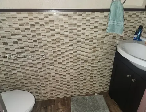 8882 SW 1st Place Coral Springs FL 33071