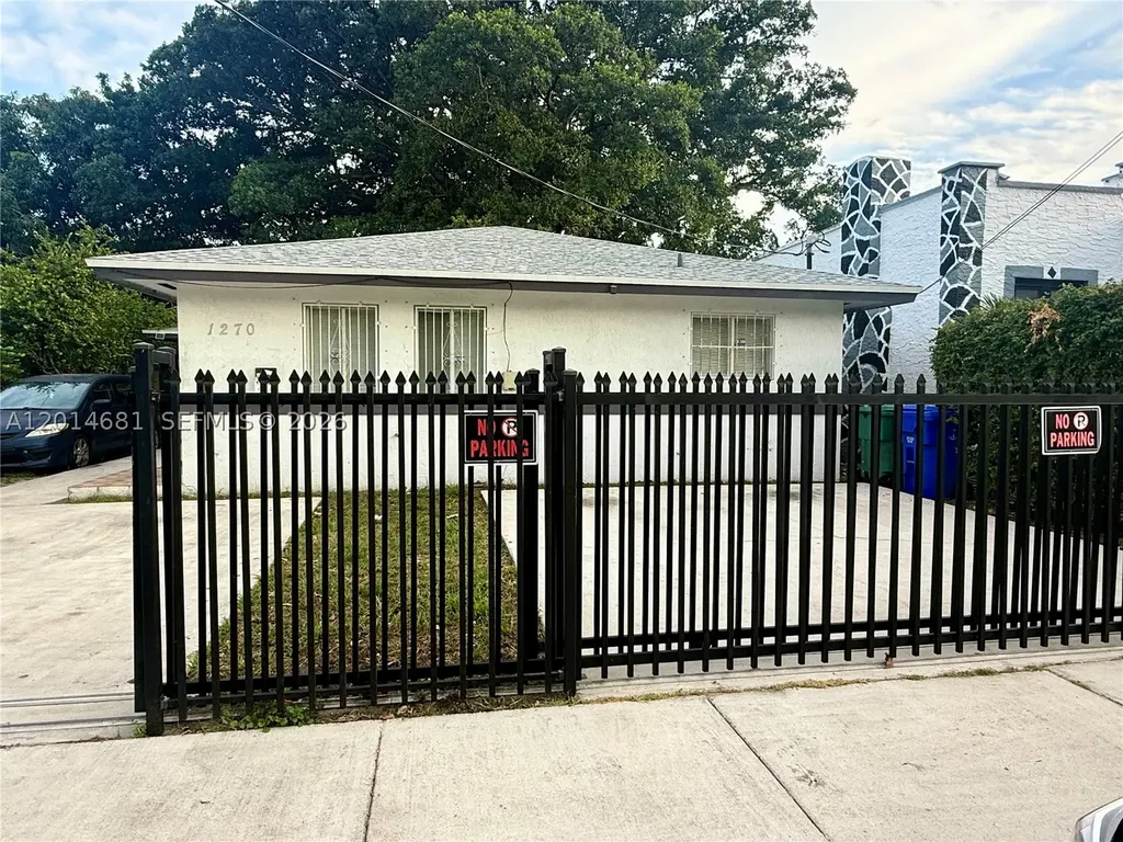 1270 NW 39th Street Miami FL 33142