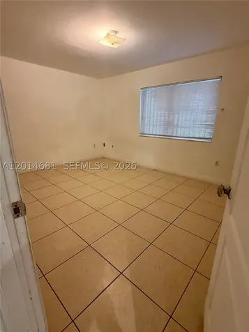 1270 NW 39th Street Miami FL 33142