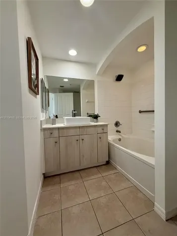 9172 Collins Avenue Surfside FL 33154