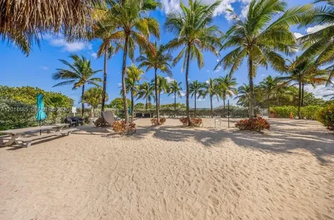 9172 Collins Avenue Surfside FL 33154