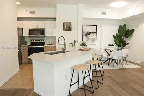 9172 Collins Avenue Surfside FL 33154