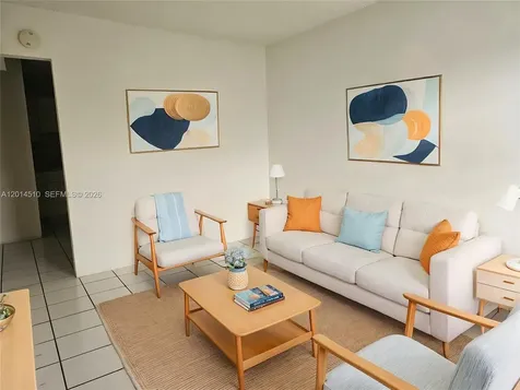 6961 W 14th Court Hialeah FL 33014
