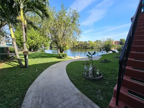 6961 W 14th Court Hialeah FL 33014