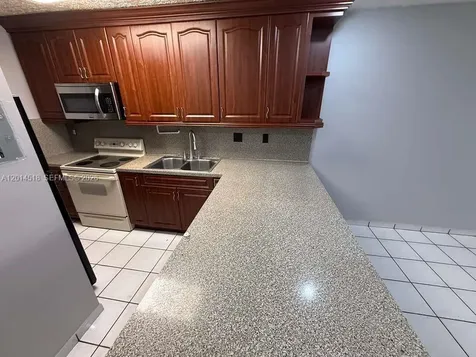6055 W 19th Avenue Hialeah FL 33012