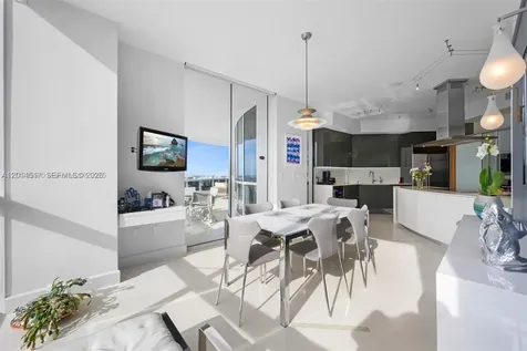 18201 Collins Avenue Sunny Isles Beach FL 33160