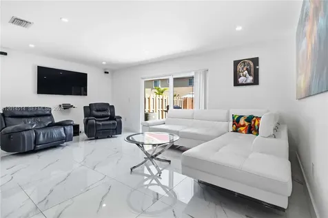 14085 SW 179th Terrace Miami FL 33177