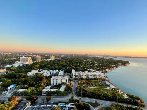 Miami FL 33137