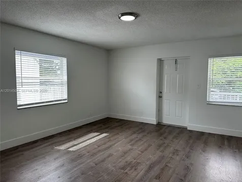 3660 NE 11th Avenue Oakland Park FL 33334