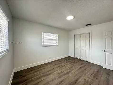 3660 NE 11th Avenue Oakland Park FL 33334