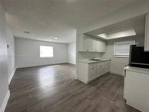3660 NE 11th Avenue Oakland Park FL 33334