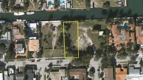 1101 NE 83rd Miami FL 33138