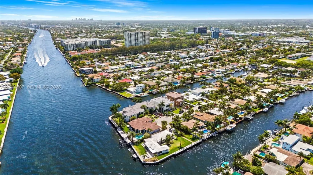 2548 SE 12th Street Pompano Beach FL 33062