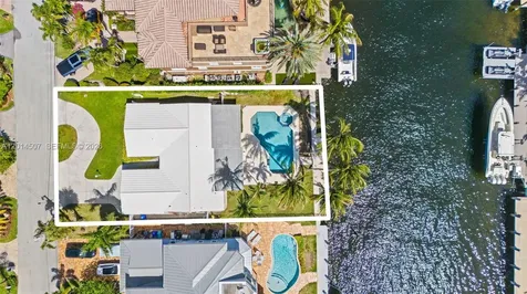 2548 SE 12th Street Pompano Beach FL 33062