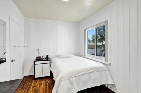2420 SW 16th Street Miami FL 33145