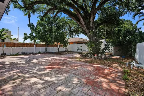 2420 SW 16th Street Miami FL 33145