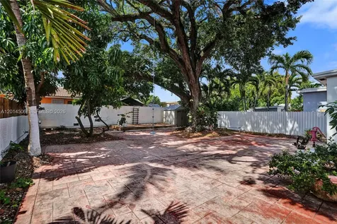 2420 SW 16th Street Miami FL 33145