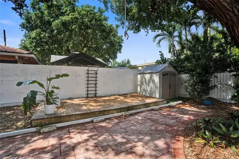 2420 SW 16th Street Miami FL 33145