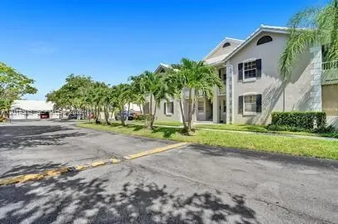 2871 N Oakland Forest Drive Oakland Park FL 33309