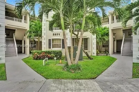 2871 N Oakland Forest Drive Oakland Park FL 33309