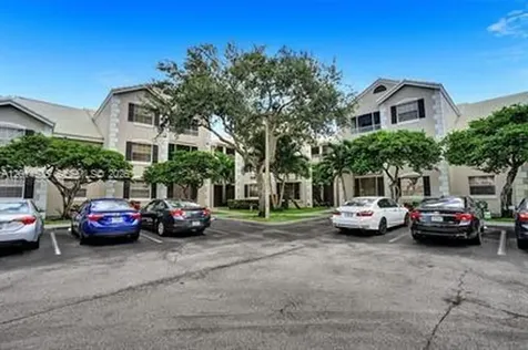 2871 N Oakland Forest Drive Oakland Park FL 33309