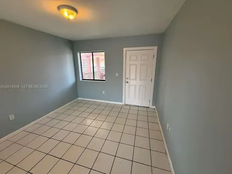 5400 W 21st Court Hialeah FL 33016