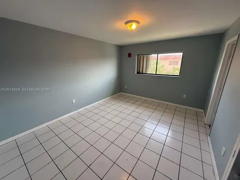 5400 W 21st Court Hialeah FL 33016
