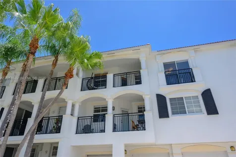 3165 NE 184th Street Aventura FL 33160