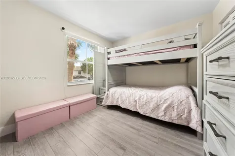 16864 SW 1st Place Pembroke Pines FL 33027