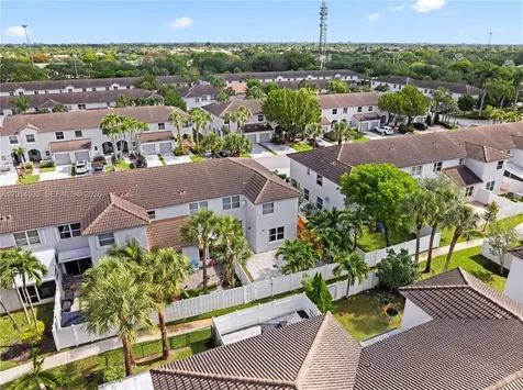 16864 SW 1st Place Pembroke Pines FL 33027