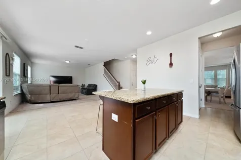 4952 Longmeadow Park Orlando FL 32811