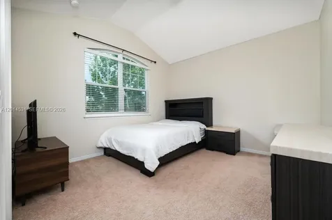 4952 Longmeadow Park Orlando FL 32811