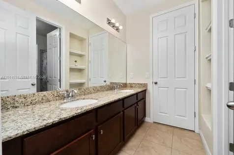 4952 Longmeadow Park Orlando FL 32811