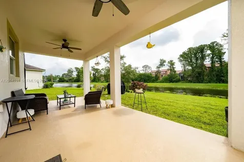 4952 Longmeadow Park Orlando FL 32811
