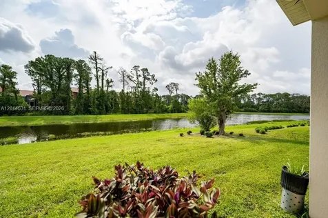4952 Longmeadow Park Orlando FL 32811