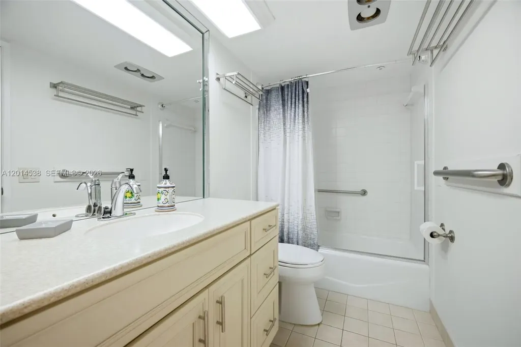 821 Cypress Boulevard Pompano Beach FL 33069