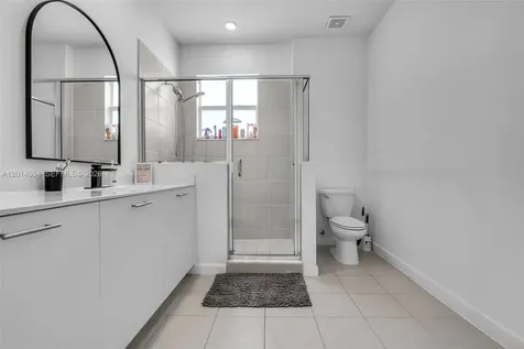 12586 NW 22nd Place Miami FL 33167