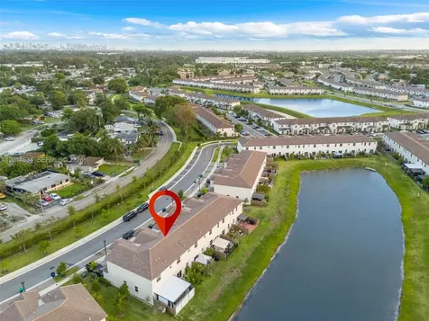 12586 NW 22nd Place Miami FL 33167