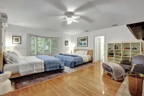 6255 SW 92nd Street Pinecrest FL 33156