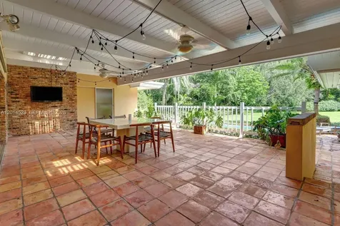 6255 SW 92nd Street Pinecrest FL 33156